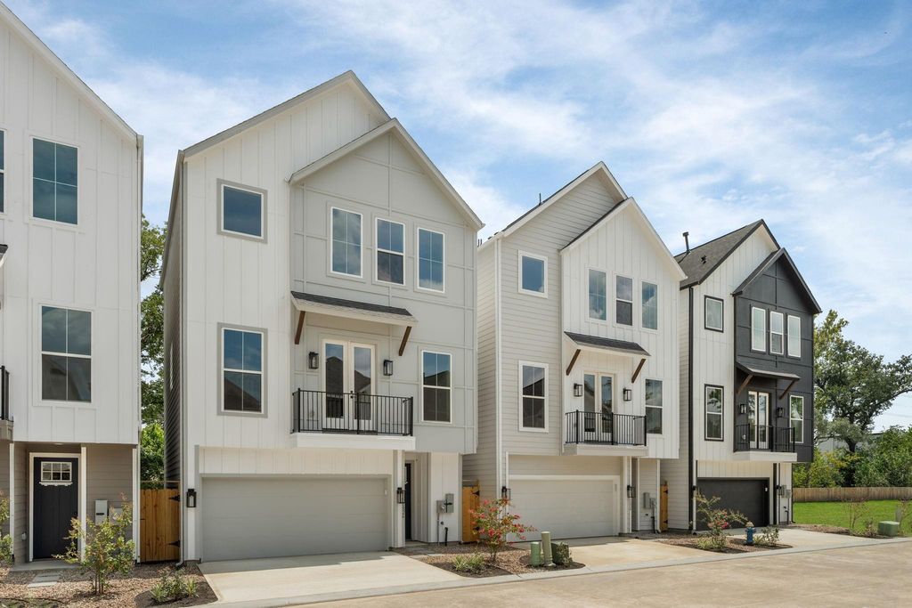 5828 Highland Sun Lane, Houston, TX 77091