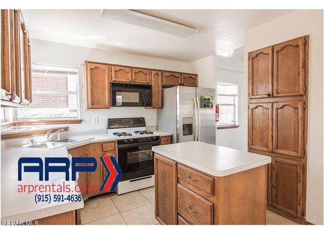 4528 LOMA COLORADA Court, El Paso, TX 79934