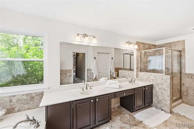 16124 Sea Breeze Court, Wildwood, MO 63040