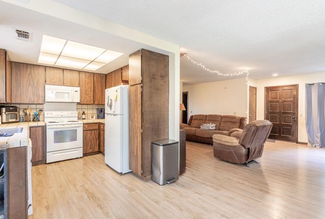 1205 Shasta Way, Shasta Lake, CA 96019