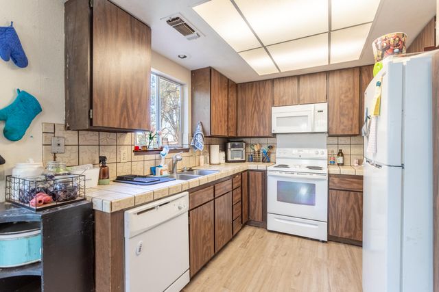 1205 Shasta Way, Shasta Lake, CA 96019