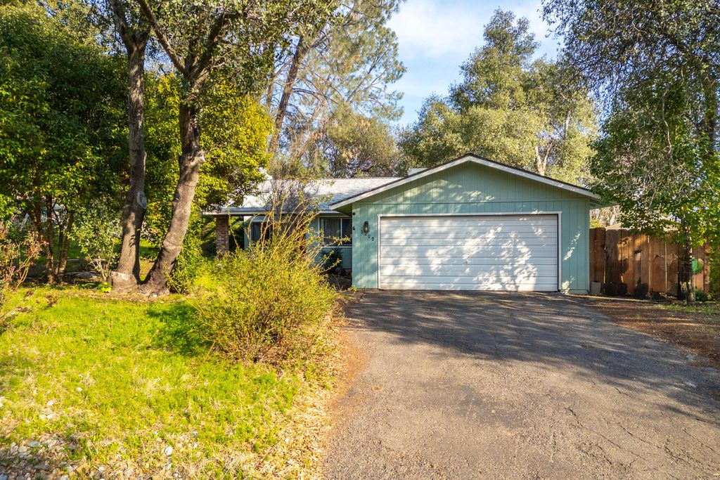 1205 Shasta Way, Shasta Lake, CA 96019