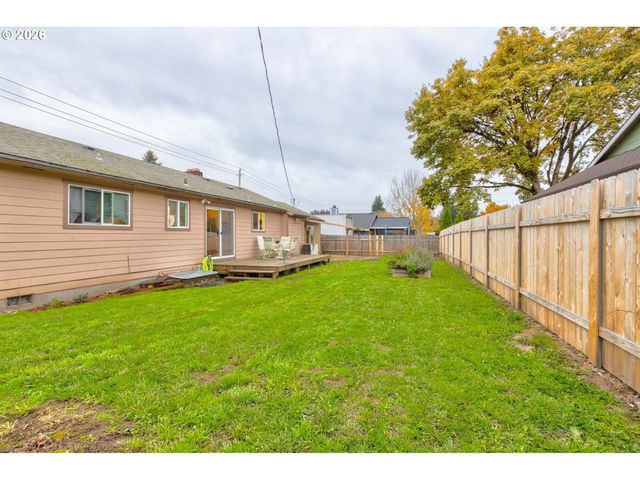 1114 Ne 129TH St, Vancouver, WA 98685