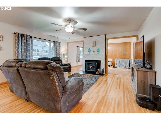 1114 Ne 129TH St, Vancouver, WA 98685