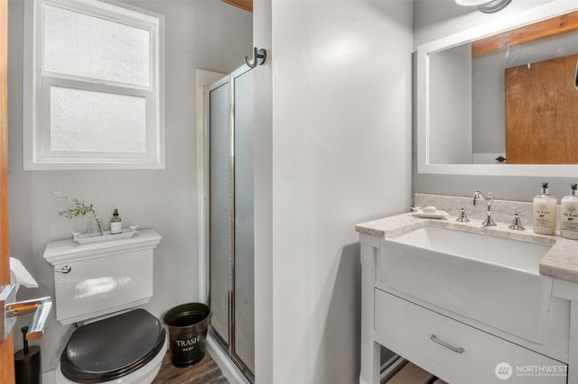 510 N Duckabush Drive E, Hoodsport, WA 98548