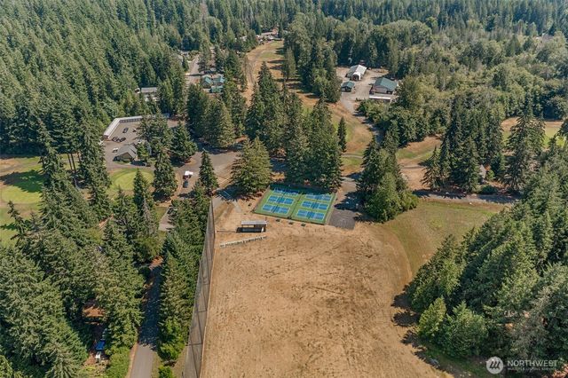 510 N Duckabush Drive E, Hoodsport, WA 98548