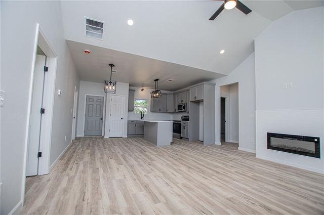 185 Kennedy Estates Road, Carrollton, GA 30116