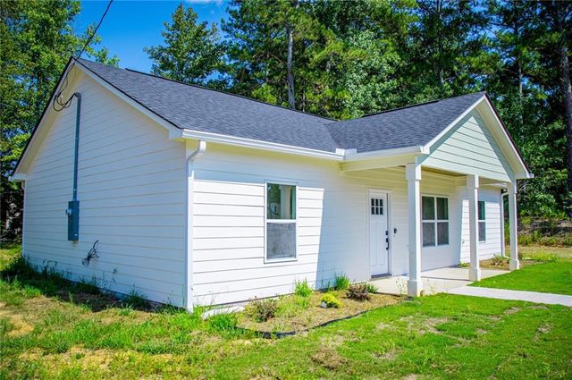 185 Kennedy Estates Road, Carrollton, GA 30116