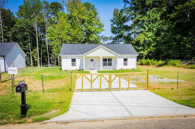185 Kennedy Estates Road, Carrollton, GA 30116
