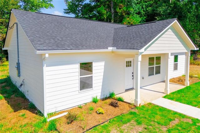 185 Kennedy Estates Road, Carrollton, GA 30116