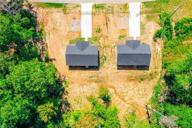 185 Kennedy Estates Road, Carrollton, GA 30116