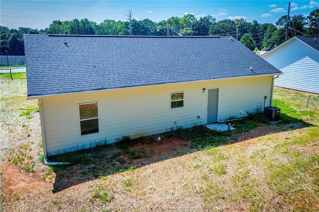 185 Kennedy Estates Road, Carrollton, GA 30116