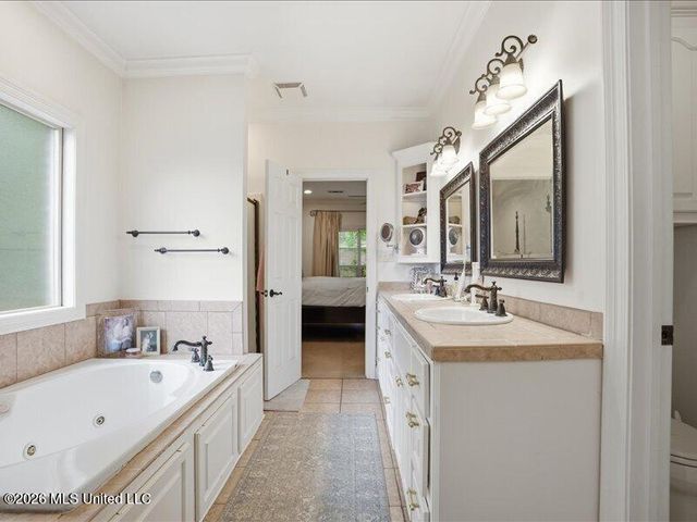 202 Fairway Lane, Madison, MS 39110