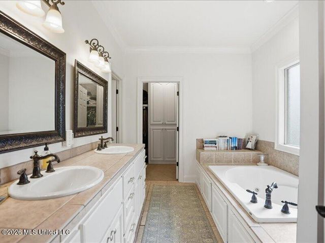 202 Fairway Lane, Madison, MS 39110