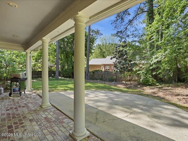 202 Fairway Lane, Madison, MS 39110