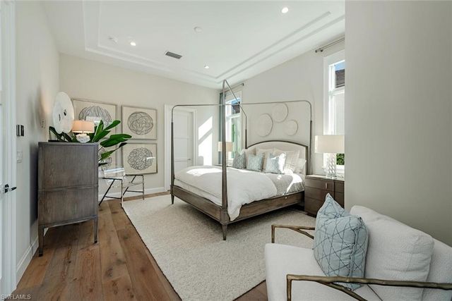 16715 ENCLAVE CIR, Naples, FL 34110