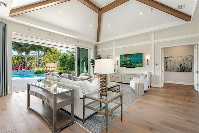 16715 ENCLAVE CIR, Naples, FL 34110