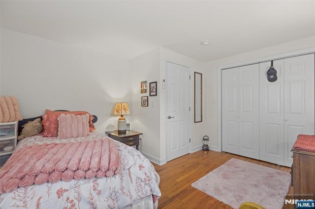 326 Ramapo Valley Road, Oakland, NJ 07436