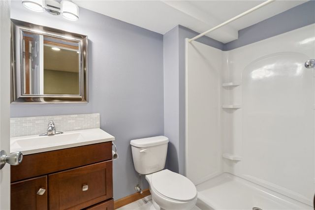 247 Kelso Lane, Fairfax, IA 5228