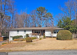 1131 Milmar Drive NW, Atlanta, GA 30327