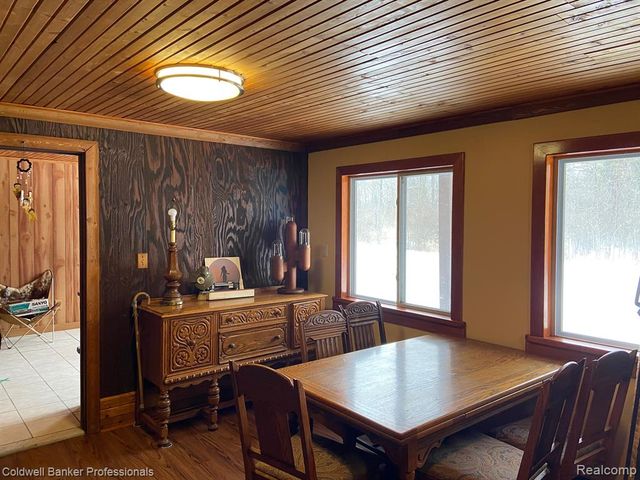 8899 Dwyer Road, Howell, MI 48855