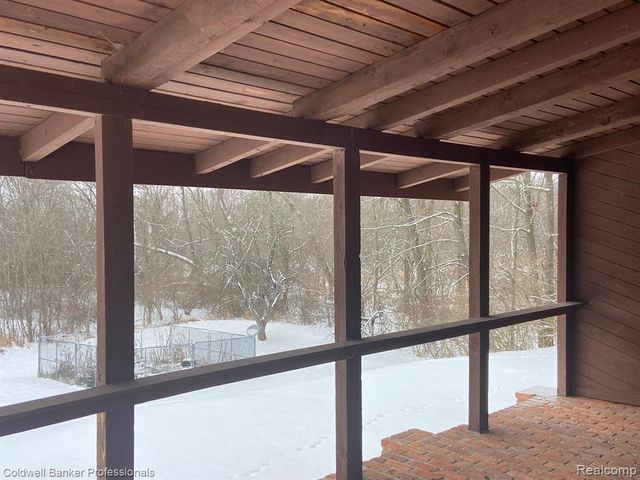 8899 Dwyer Road, Howell, MI 48855