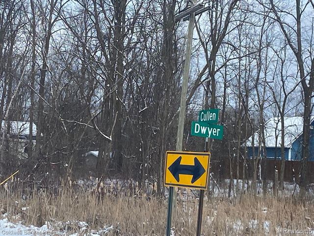 8899 Dwyer Road, Howell, MI 48855
