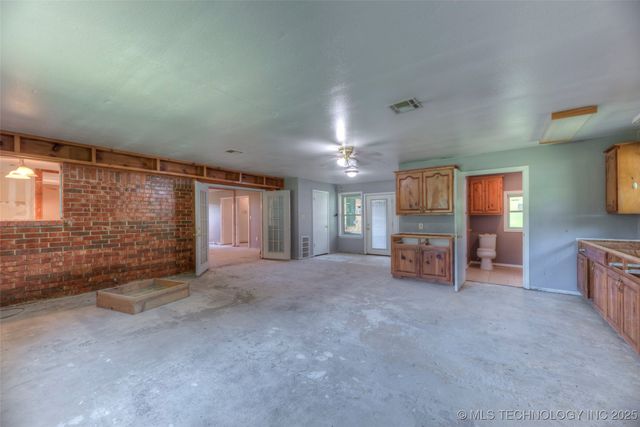 3520 Kennedy Road, Okmulgee, OK 74447