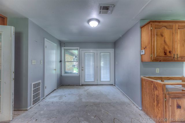 3520 Kennedy Road, Okmulgee, OK 74447