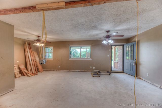 3520 Kennedy Road, Okmulgee, OK 74447