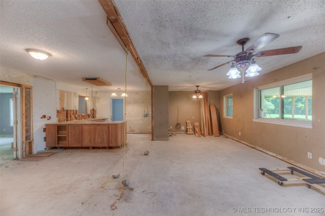 3520 Kennedy Road, Okmulgee, OK 74447