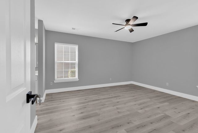 190 Rocko Dr., Myrtle Beach, SC 29579