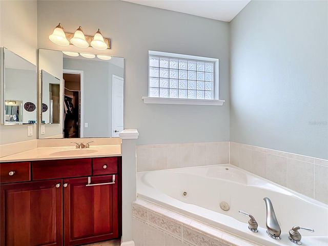 19512 SPRING OAK DRIVE, Eustis, FL 32736