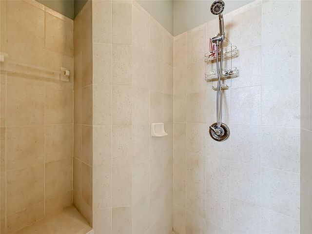 19512 SPRING OAK DRIVE, Eustis, FL 32736