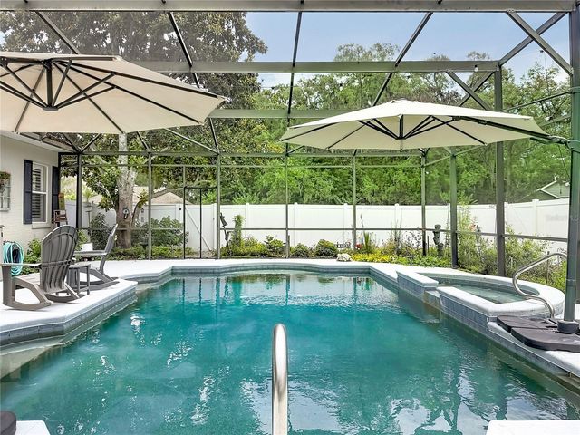 19512 SPRING OAK DRIVE, Eustis, FL 32736