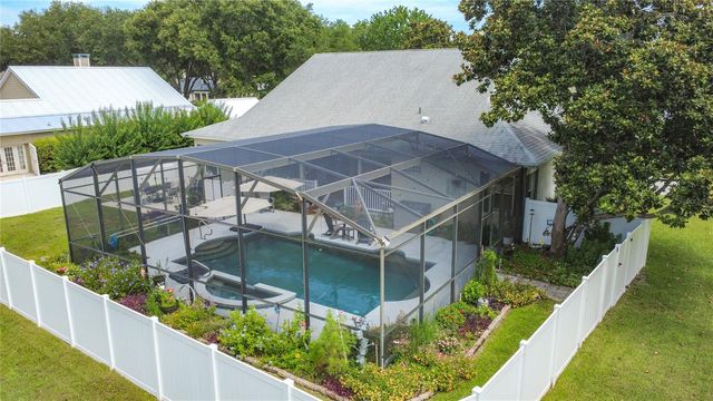 19512 SPRING OAK DRIVE, Eustis, FL 32736