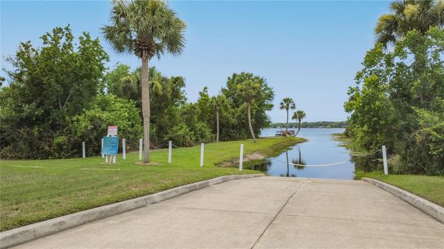 19512 SPRING OAK DRIVE, Eustis, FL 32736
