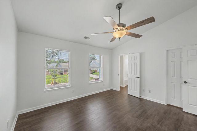 118 Remington Drive, North Charleston, SC 29418