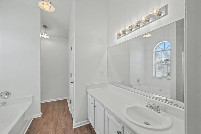 118 Remington Drive, North Charleston, SC 29418