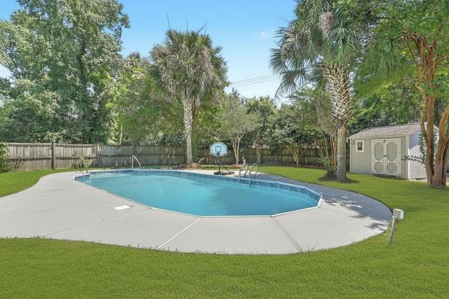118 Remington Drive, North Charleston, SC 29418