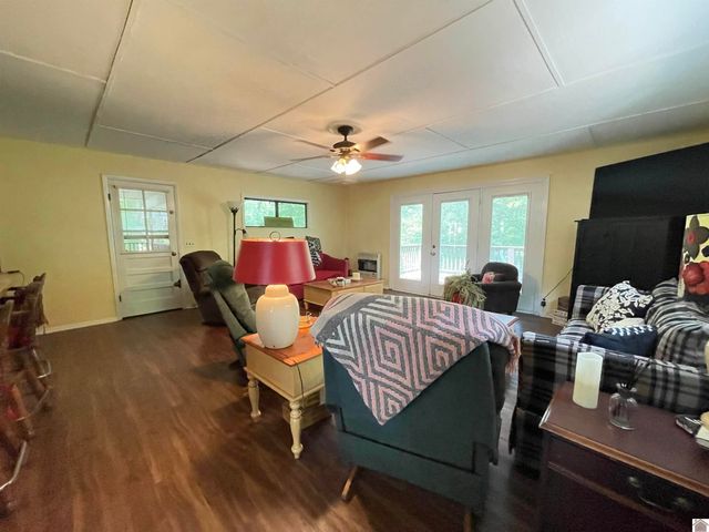 1374 Boatwright Trail, Murray, KY 42071