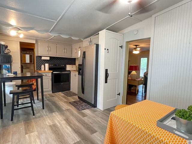 1374 Boatwright Trail, Murray, KY 42071