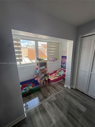 12849 SW 65th St, Miami, FL 33183