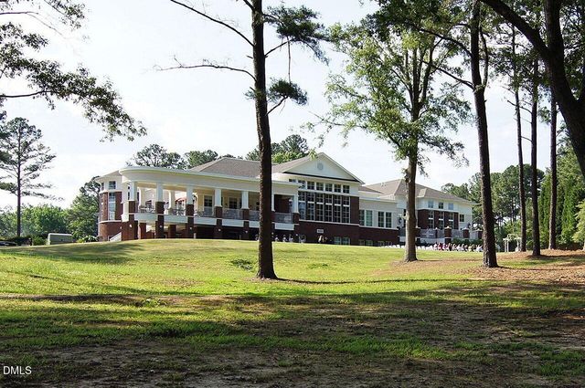 1083 Woodridge Trail, Sanford, NC 27332