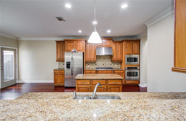 3730 Arundel Gardens Lane, Sugar Land, TX 77498