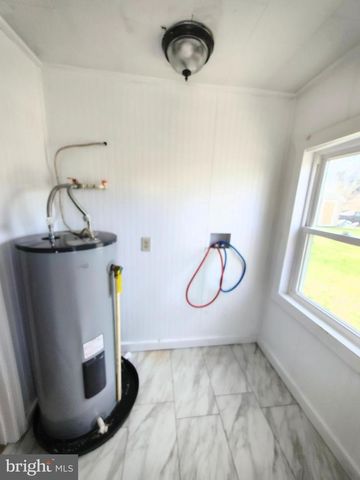 406 LINCOLN ST, Denton, MD 21629