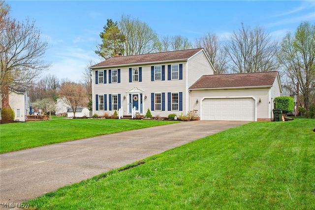 1271 Atterbury Drive, Macedonia, OH 44056