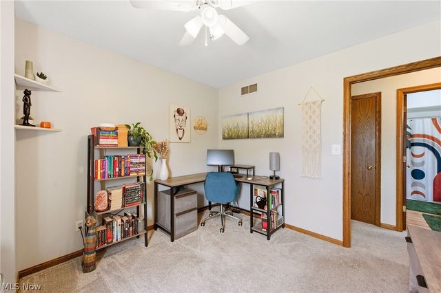 1271 Atterbury Drive, Macedonia, OH 44056