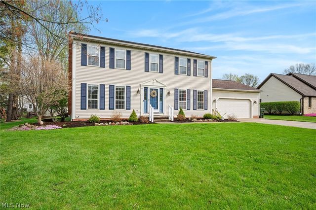 1271 Atterbury Drive, Macedonia, OH 44056