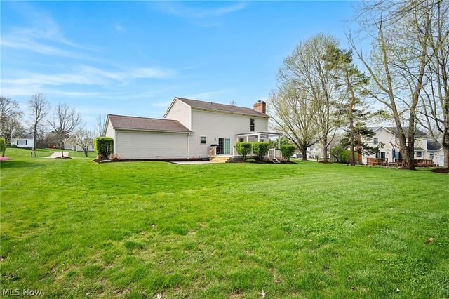 1271 Atterbury Drive, Macedonia, OH 44056